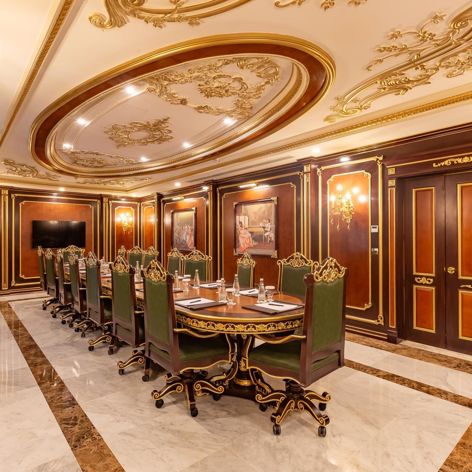 Cristal Erbil Hotel Экстерьер фото The boardroom of the Presidential Palace